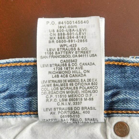 Levi’s 501 Button Fly Jeans Short - Picture 6 of 11